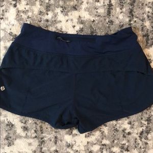 Navy size 4 Lululemon shorts (Hottie Toddie)